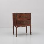 1114 2535 CHEST OF DRAWERS